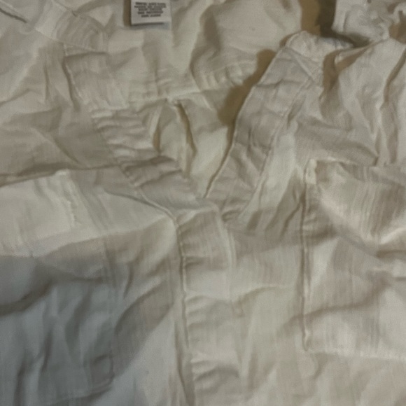 Low cut sheer blouse - Picture 4 of 5